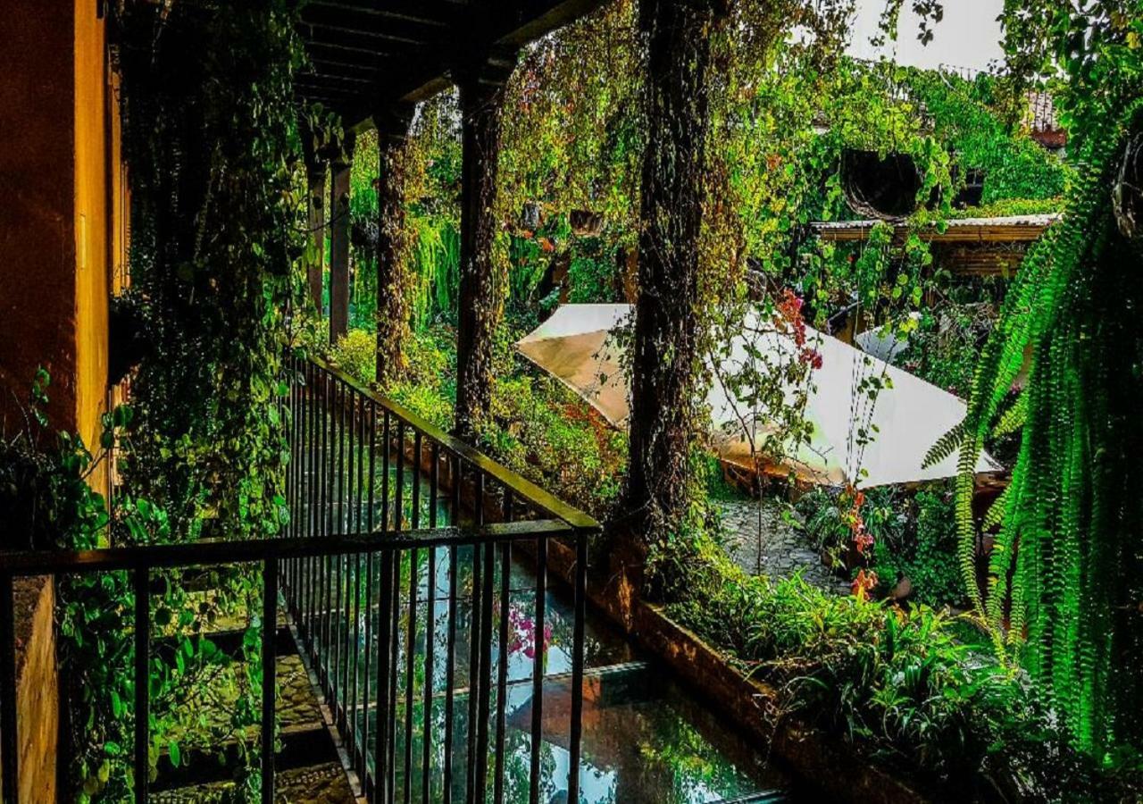 Hotel Eterna Primavera Антигуа-Гватемала Экстерьер фото